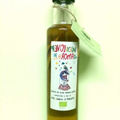 Aceite de oliva virgen extra eco. condimentado con ajo, laurel y pimienta