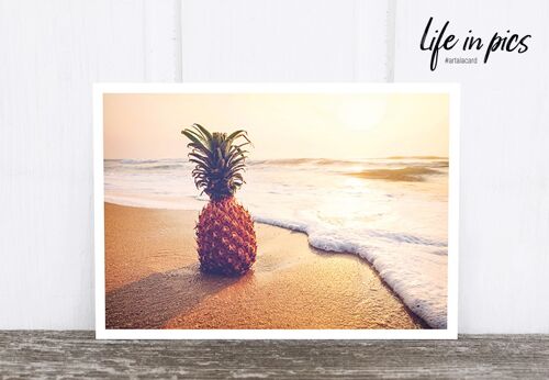 Life in Pic's Foto-Postkarte: Pineapple