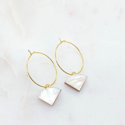 Boucles d'oreilles creoles billie / nacre / triangle / collection permante