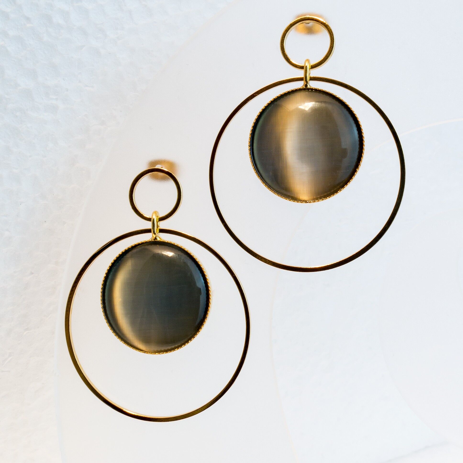 Ohrstecker, vergoldet, blau-grau (373.1)