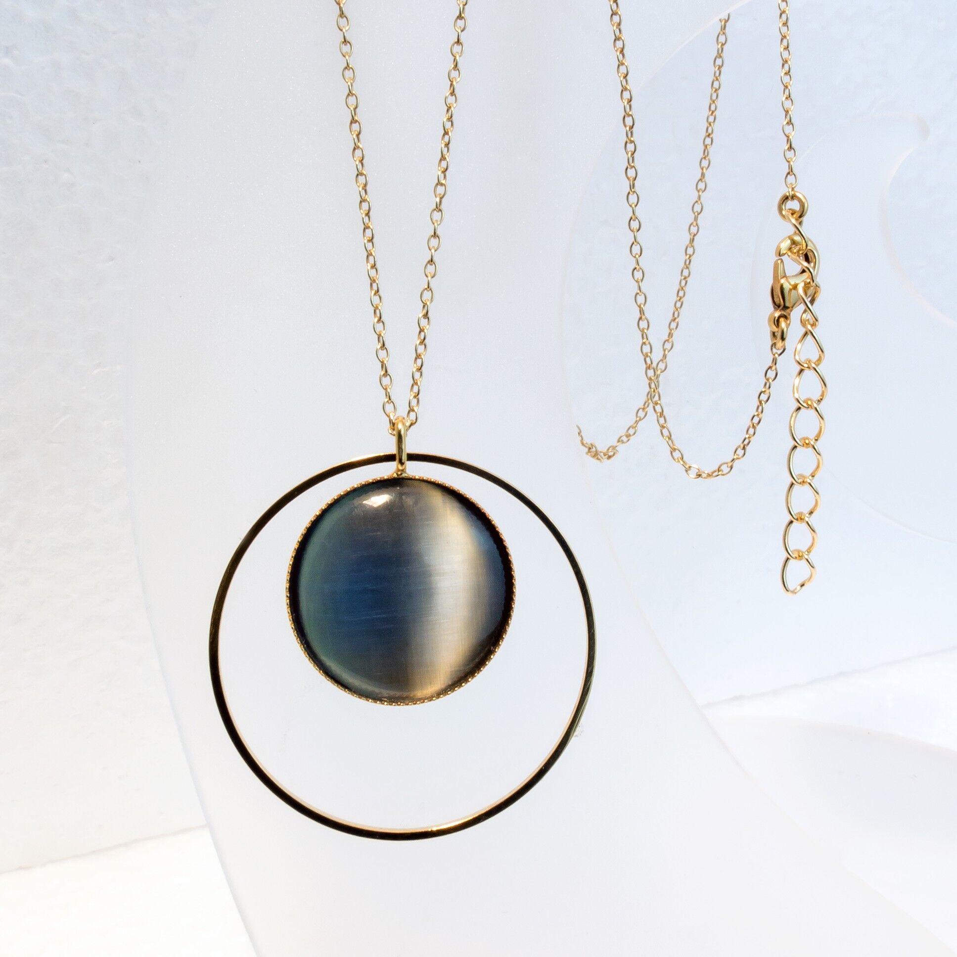 Halskette, vergoldet, blau-grau (K373.1)