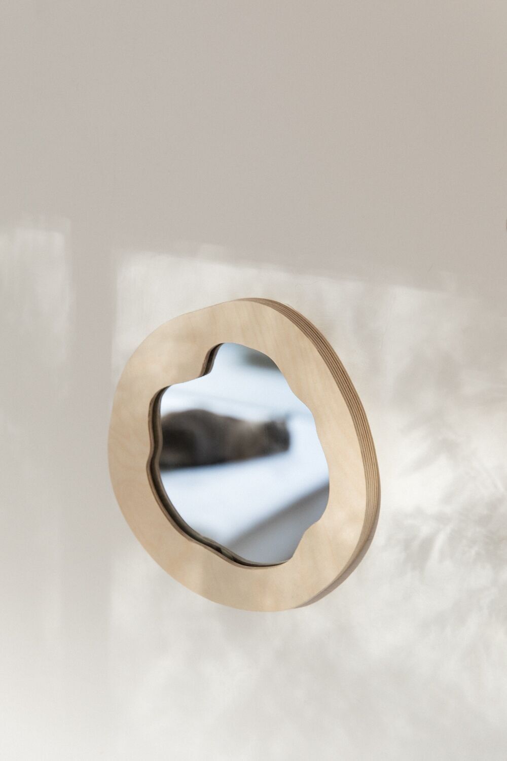 Espejo asimétrico NENUPHAR