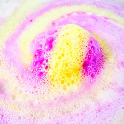 Bombe de bain à la limonade rose