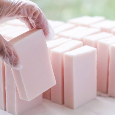 Jabón en barra orgánico rosa