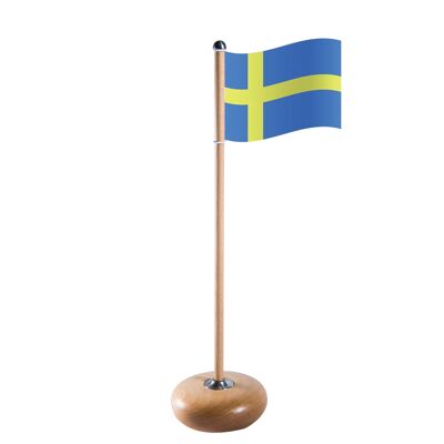 Asta de bandera con bandera sueca, haya