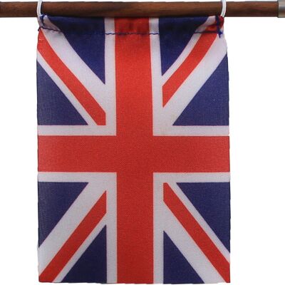 “Magnet Me Up” with UK flag, Walnut