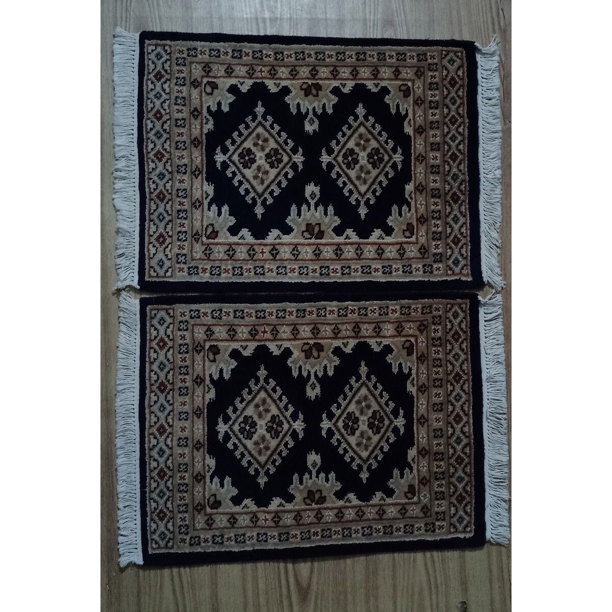 Tappeto di lana fatto a mano Bokhara con tocco di seta