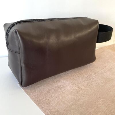 Brown man leather bag