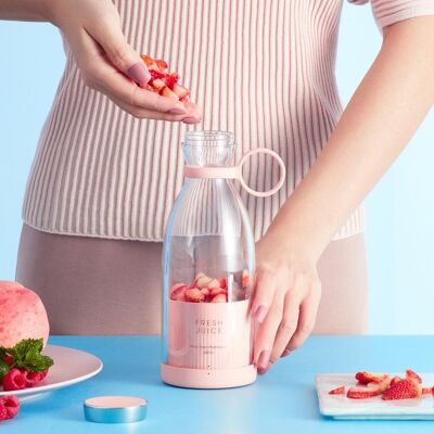 Fresh Juice™ Portable Blender - White