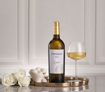 Vin blanc Vinkara Narince réserve 2020 - Cave turque 2