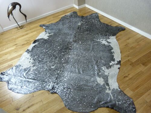 XL Cowhide Rug - Black & White with Silver Metallic