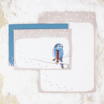 Tarjeta de felicitación pájaro en la nieve (sobre azul)