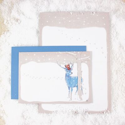 Tarjeta de felicitación ciervo en la nieve (sobre azul)
