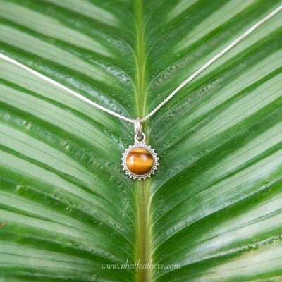Gemstone Pendant Necklace - Tigers eye