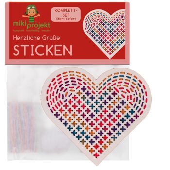 Set artisanat broderie "coeur" 2