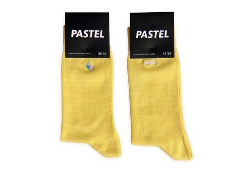 CLASSIC SOCKS | PASTEL YELLOW Embroidery
