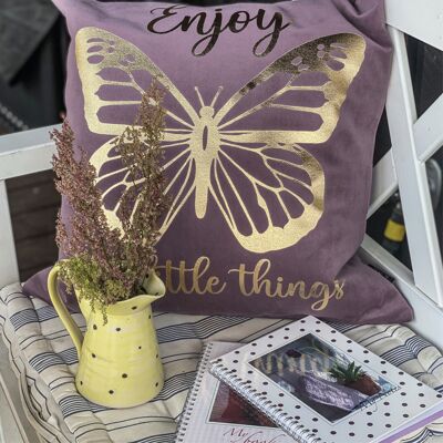 Goditi le piccole cose, Dusty Purple