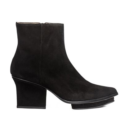 Roger ankle boots black suede