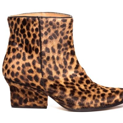 Denis ankle boots leopard print