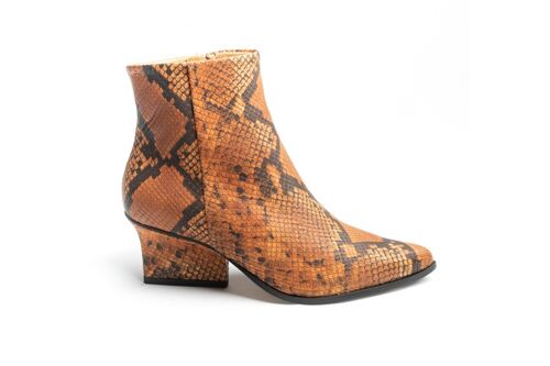 Ryan ankle boots Camel python print