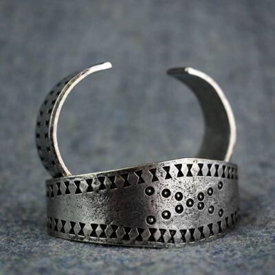 Large Replica  Viking Age Cuff Bracelet