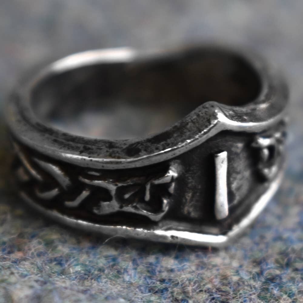 Anello Isa Lettera I Rune - Regolabile