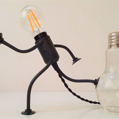 Sr. Bright; * Lámpara de mesa de diseño holandés * Tamaño E27 * Con cable negro de 1,5 metros * Con enchufe de diseño negro (Se monta un enchufe diferente para pedidos desde el Reino Unido))