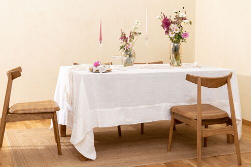 Linen Hemstitched Tablecloth in White 170x170 cm