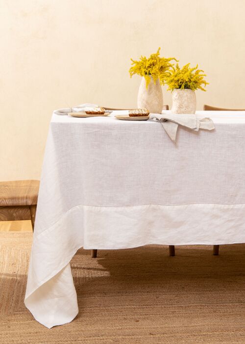 Linen Hemstitched Tablecloth in White 170x220 cm