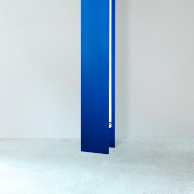 Lámpara de neón azul simple