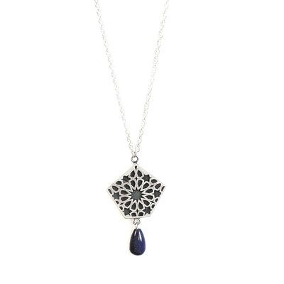 Laila Pentagon Pattern Relief Necklace