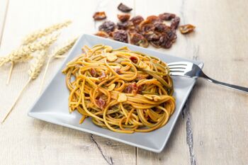 Spaghetti Aglio Piccante, Pasta Italiana Tranciata Al Bronzo Condimento Pronta Da Cuocere - 3 Porzioni 9