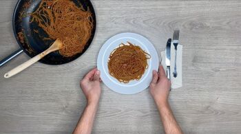 Spaghetti "Capri" avec Capperi sotto sale et Paprika dolce affumicata, Pâtes italiennes tranchées au Bronzo avec Condimento - 3 Porzioni 5