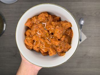 Casserole végétalienne "Sorrento" avec sauce tomate, morceaux de soja prêts à cuire avec assaisonnement - 3 portions 3