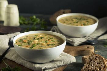 Soupe classique aux haricots des Pouilles, soupe italienne prête à cuire - 3 portions 2