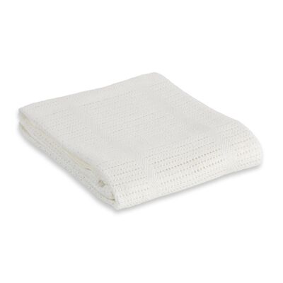 White knit blanket