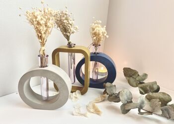 Kit REGINE -  Réalisez 3 vases made in béton 1