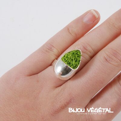 Prestige silver drop ring with lichen