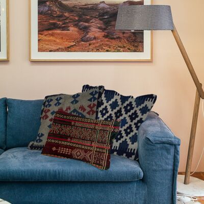 Housse de coussin en ferra tissé à la main Baluchi Kilim