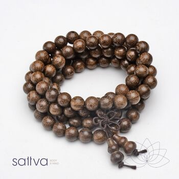 Sattva | Collier de perles en bois de 8 mm Mala 108 perles Prière Mantra Méditation Yoga dans un sac cadeau 1