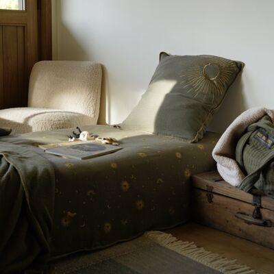 Khaki single bed set with astral pattern