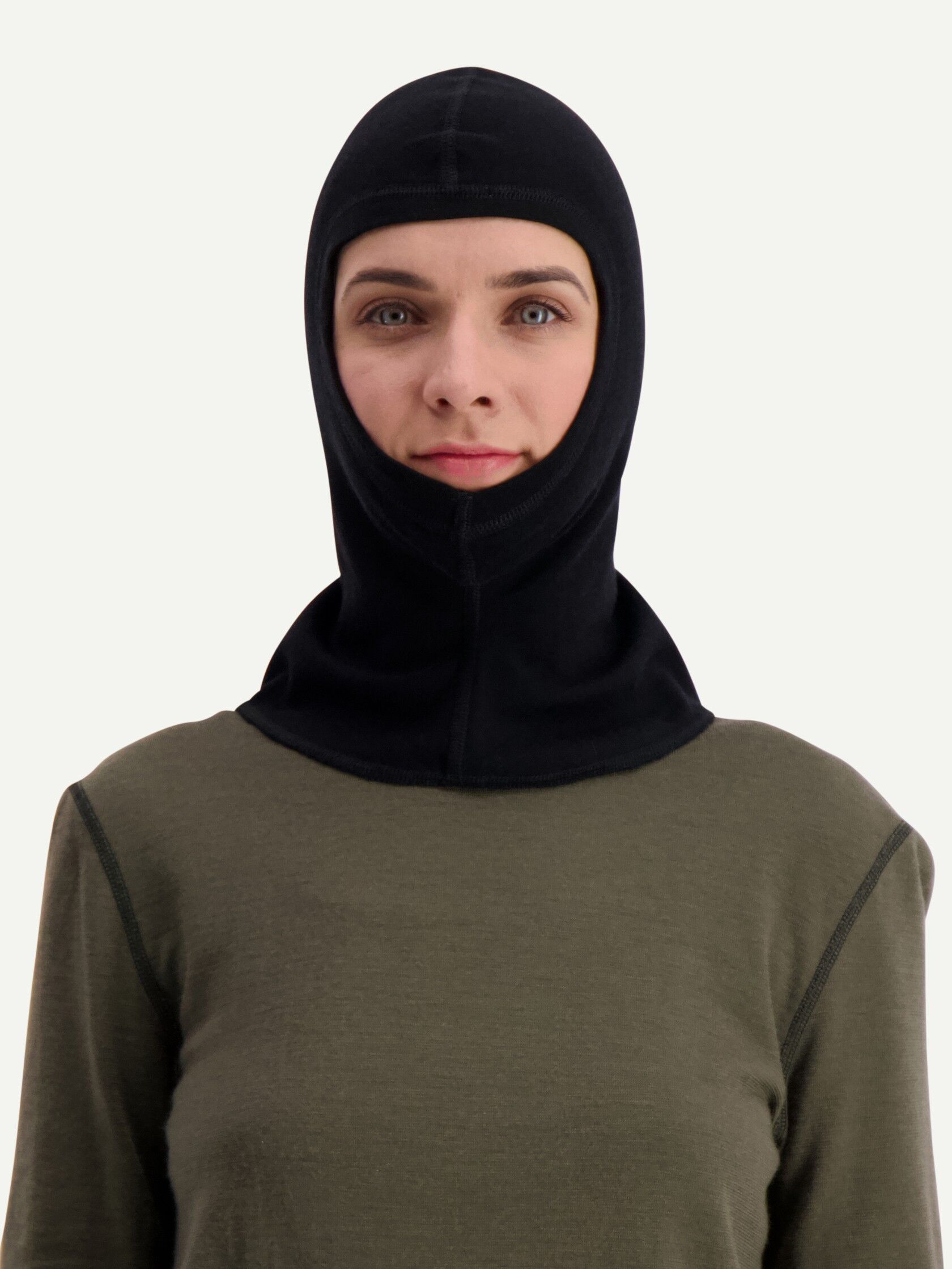 https://www.ankorstore.com/brand/svala-of-finland-12890/svala-merino-balaclava-hood-black-1108615
