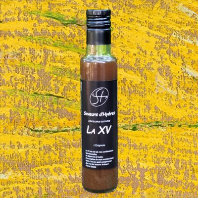 La XV, accompanying sauce