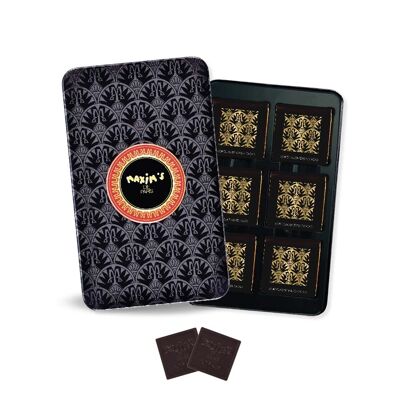 Black pencil case | 12 dark chocolate squares
