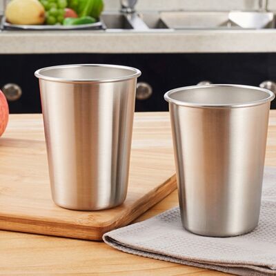 2 stainless steel cups