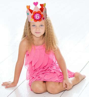 Couronne d'anniversaire en feutre avec chiffres | chapeau d'anniversaire | princesse héritière | bébé | 0 à 10 ans | décoration coeurs | cadeau de maternité 7