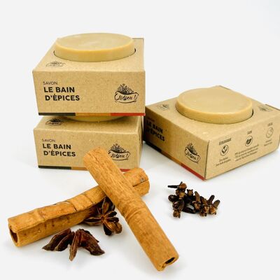 The Spice Bath (natural and organic soap with sweet almonds, with a gourmet scent of cinnamon and spices)