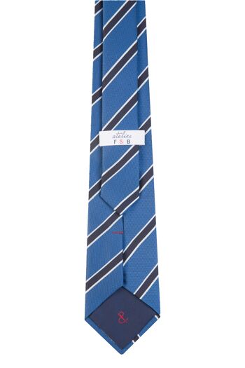 Cravate club à rayures en soie 2