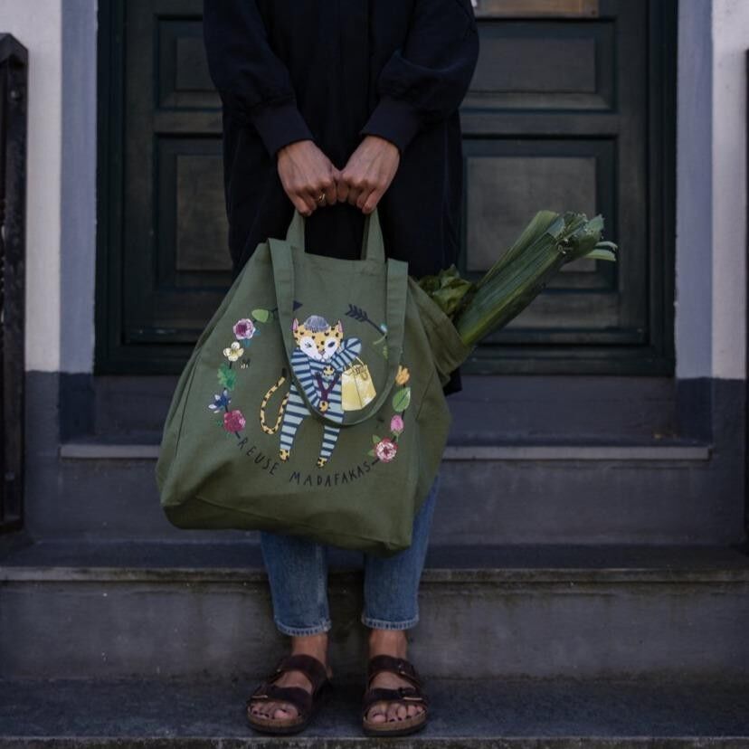 Fiambrera ESTAMPADO VERDE