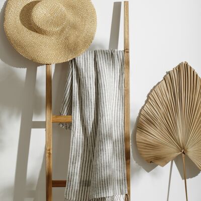 Linen Beach Towel / Grey stripes